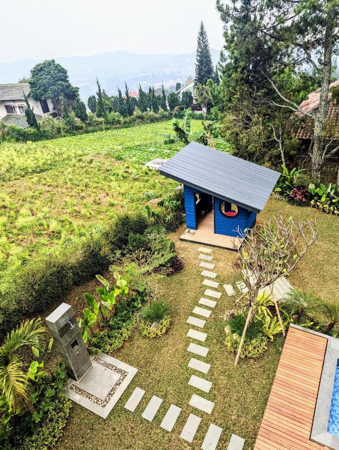 Cottonwood Exclusive Villa @Lembang Asri - Jacuzzi Playground Netflix Billyard 외부 사진